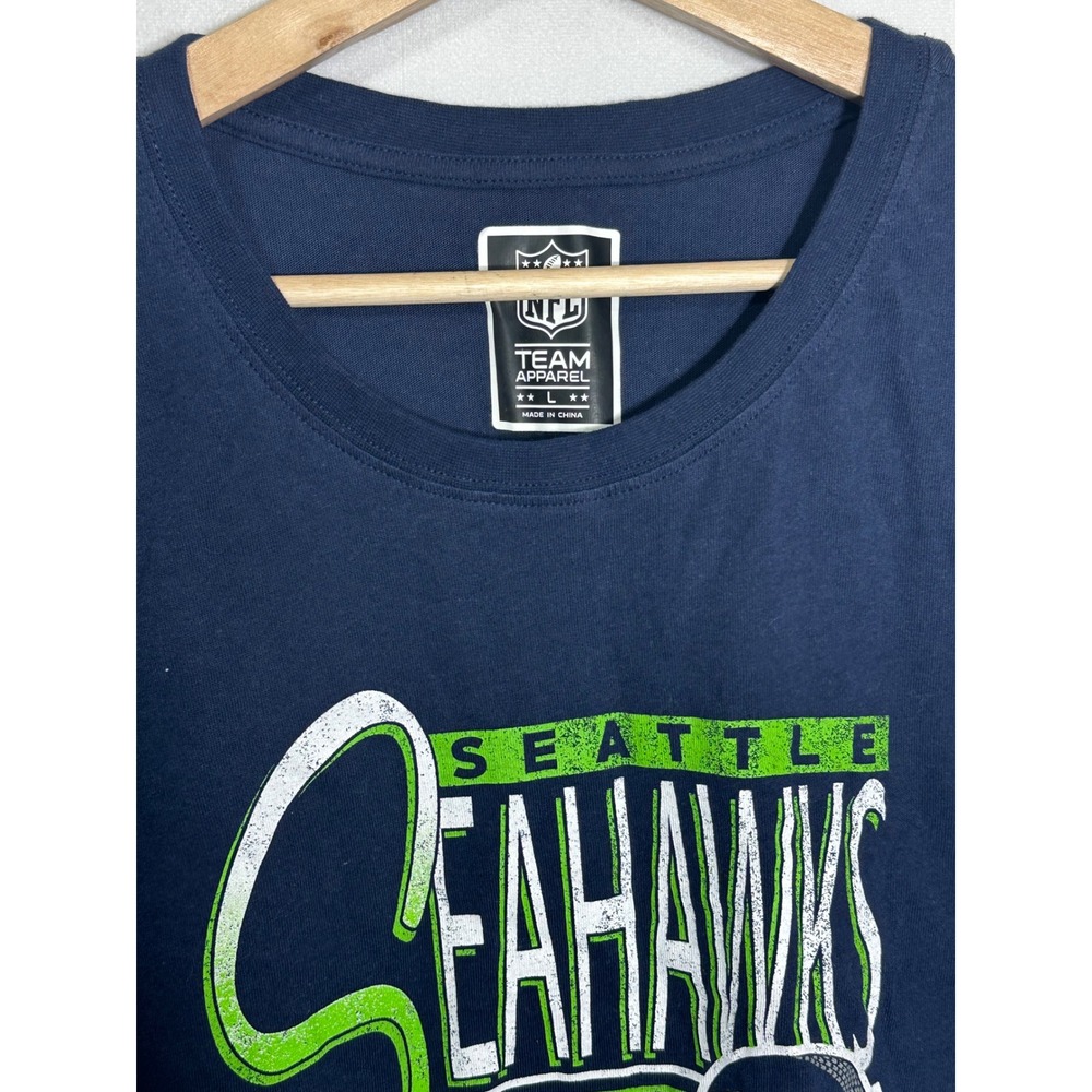 NFL Team Apparel Seattle Seahawks Navy Blue Graphic T-Shirt Womens Large NWT - Picture 2 of 4